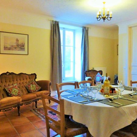 Chateau Du Fraissinet, 6 Gites Sleeping 2-8 Guests, Pool And River On Site La Tronche  Exterior foto